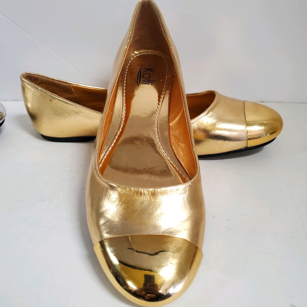 New gold flats with metal toe 7